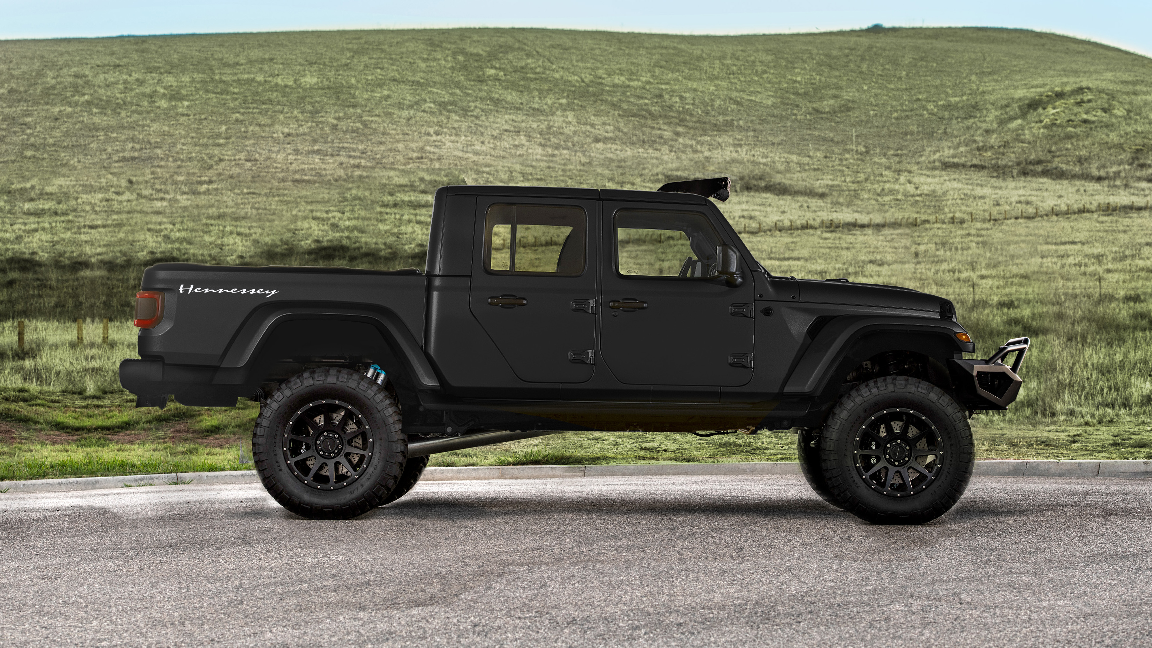 hennessey-maximus-jeep-side.jpg