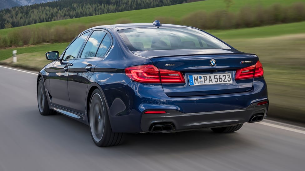 p90254980_highres_the-new-bmw-m550i-xd.jpg