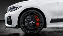 p90356072_highres_the-new-bmw-3-series.jpg