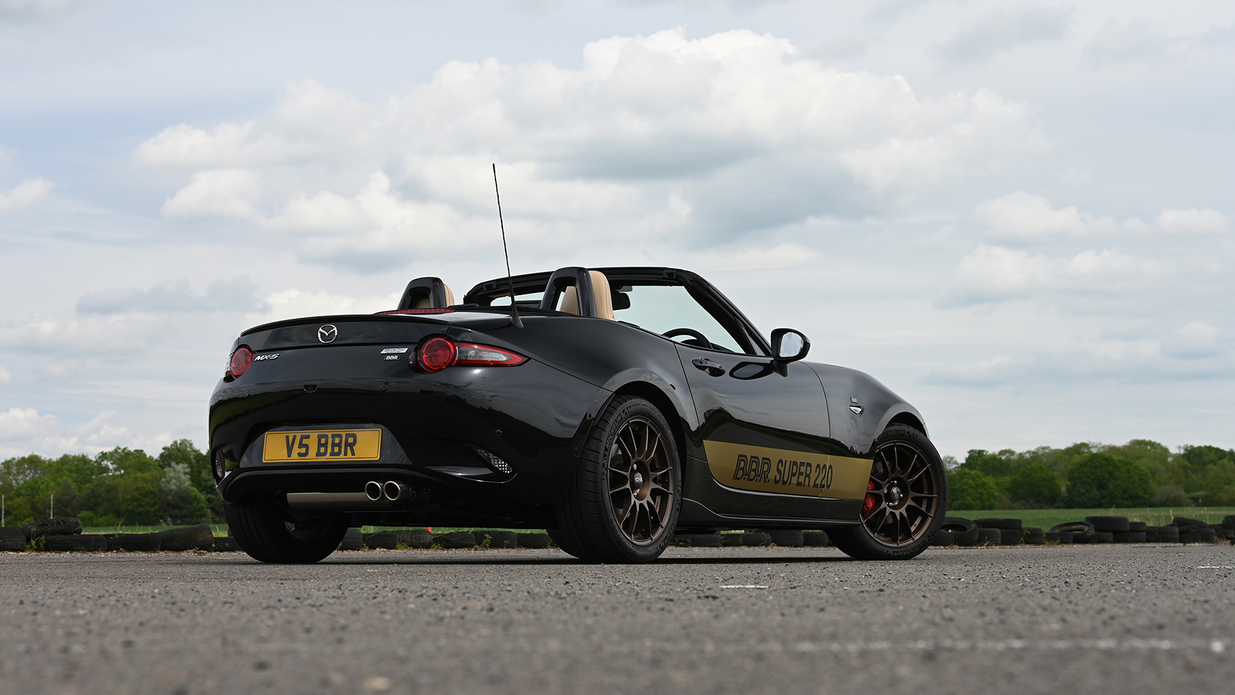 bbr_mx5_nd_2019_rear_2400.jpg