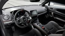 gris-interieur_190522_alpine_av_7696.jpg