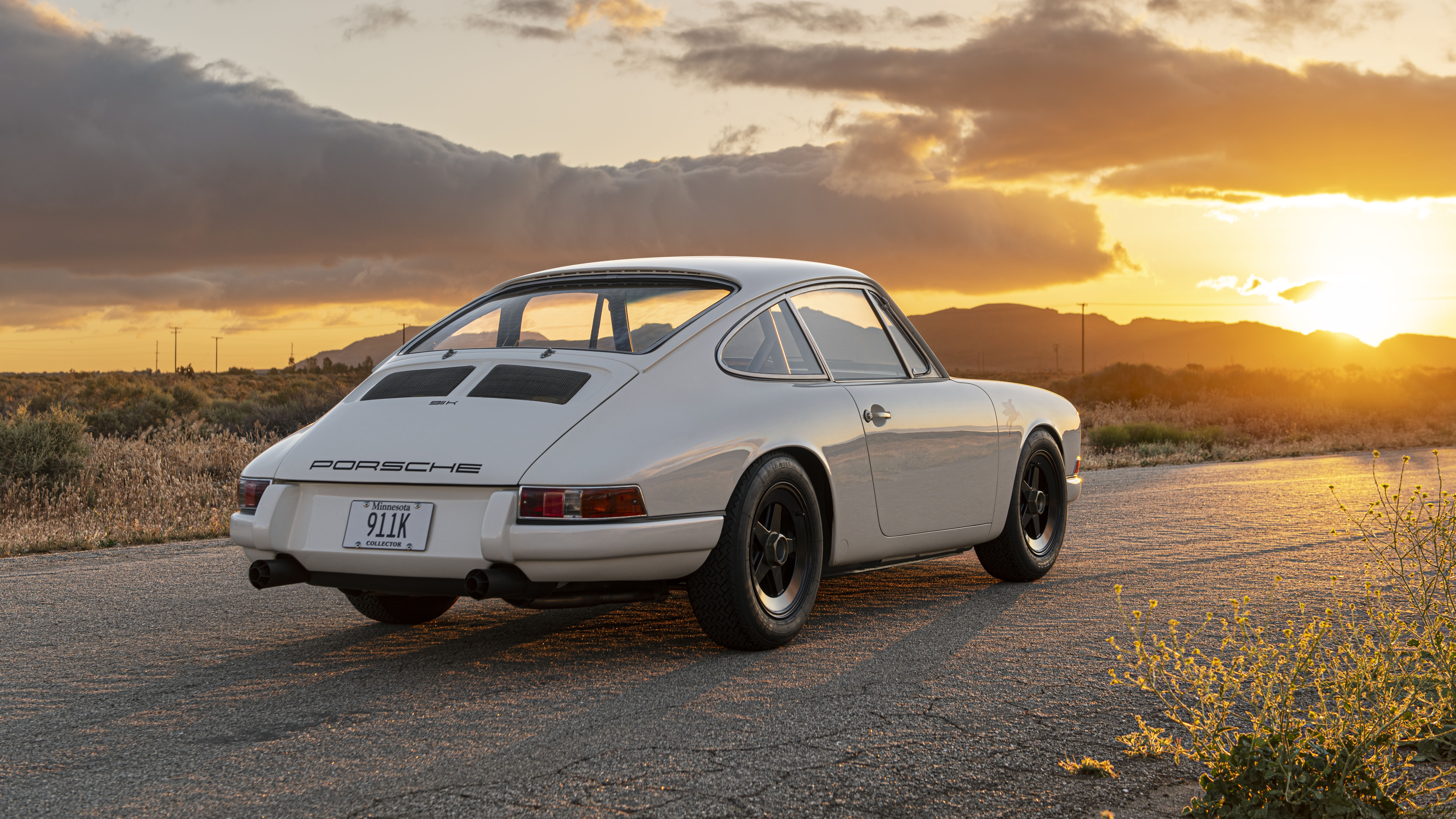 06-emory-porsche-911k.jpg