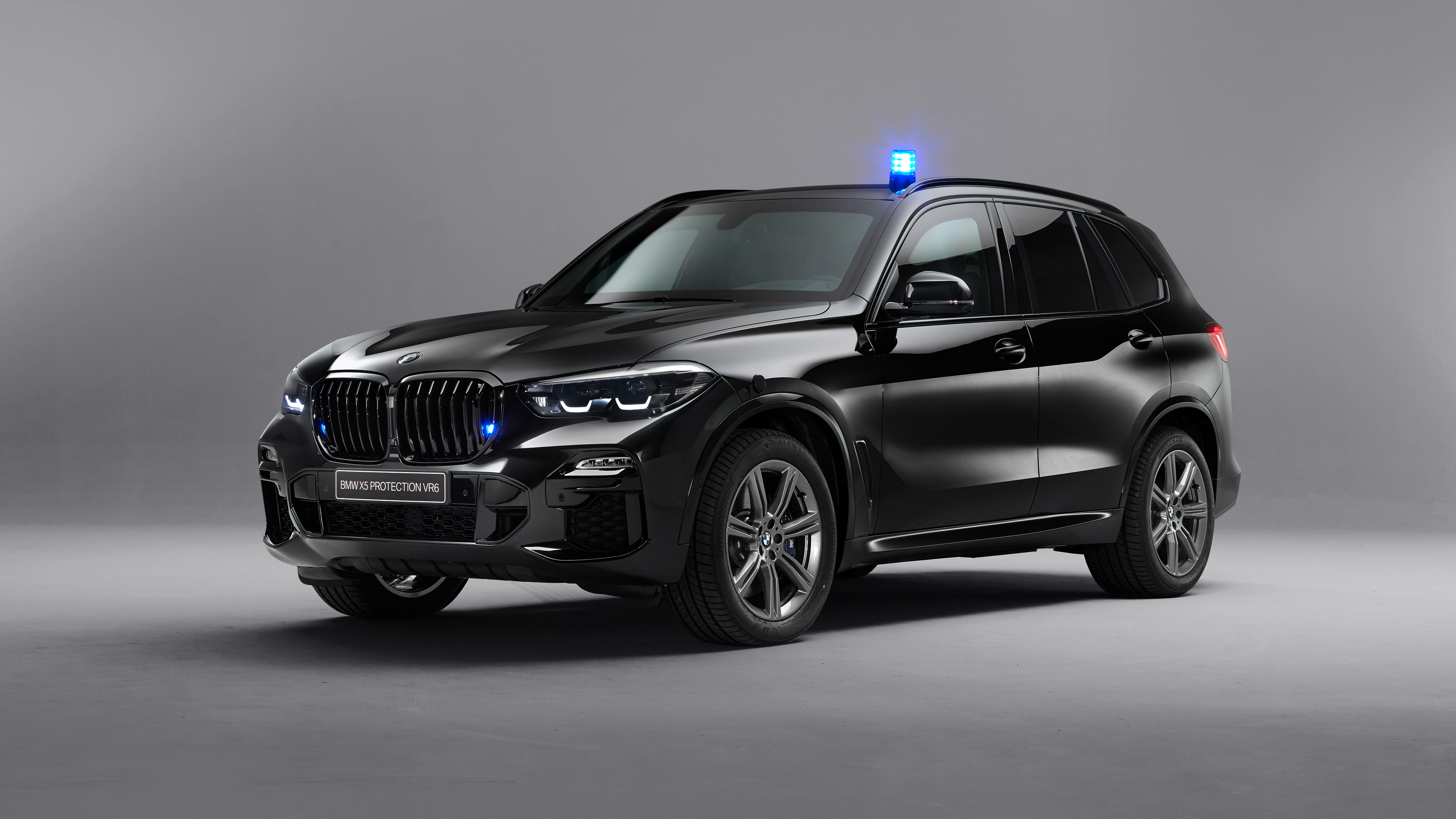 p90363287_highres_the-new-bmw-x5-prote.jpg