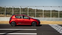 ab9b47c6-2020-renault-sandero-rs-facelift-25.jpg