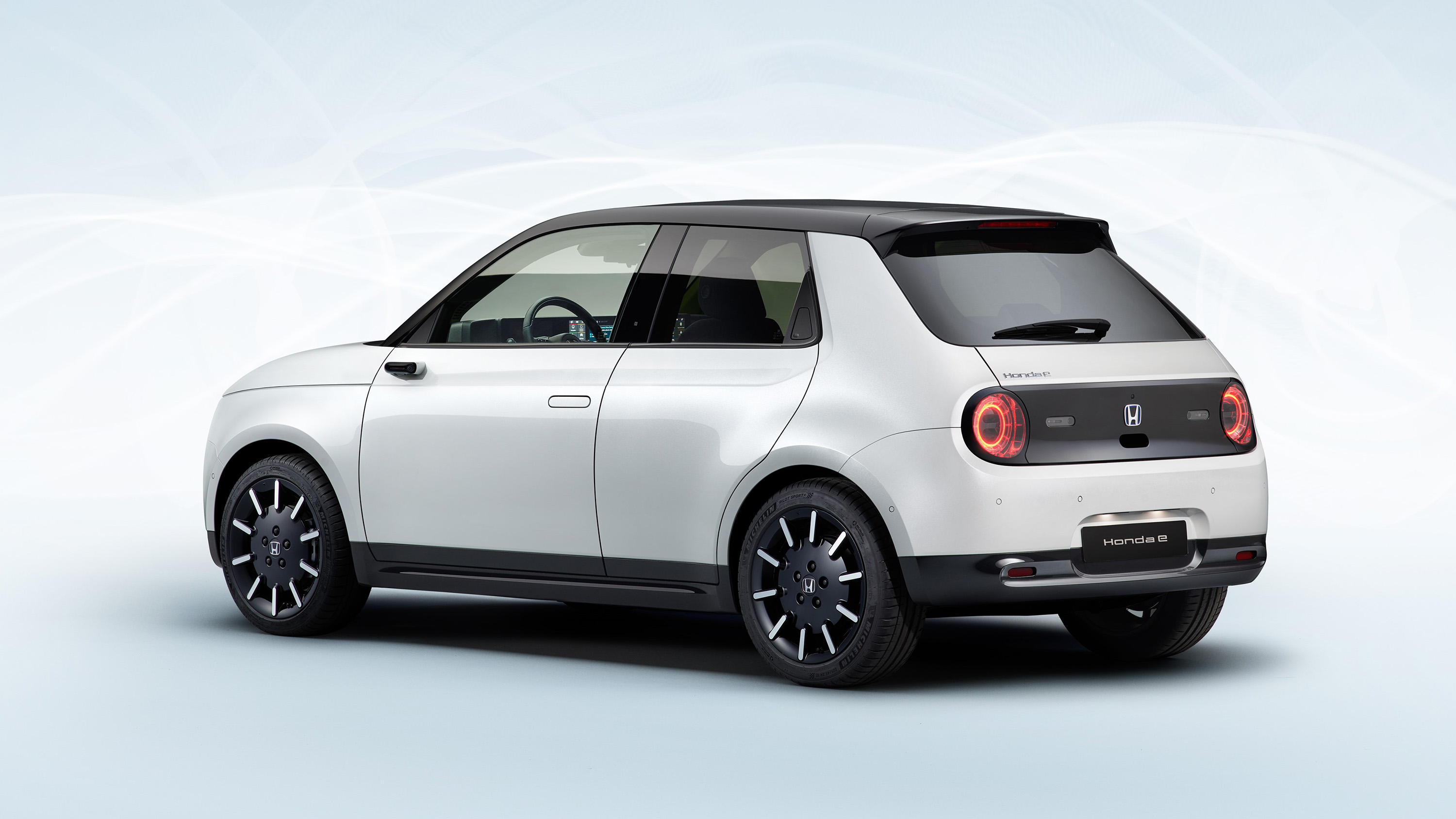 186740_mass_production_honda_e_revealed_and_set_to_debut_at_frankfurt.jpg