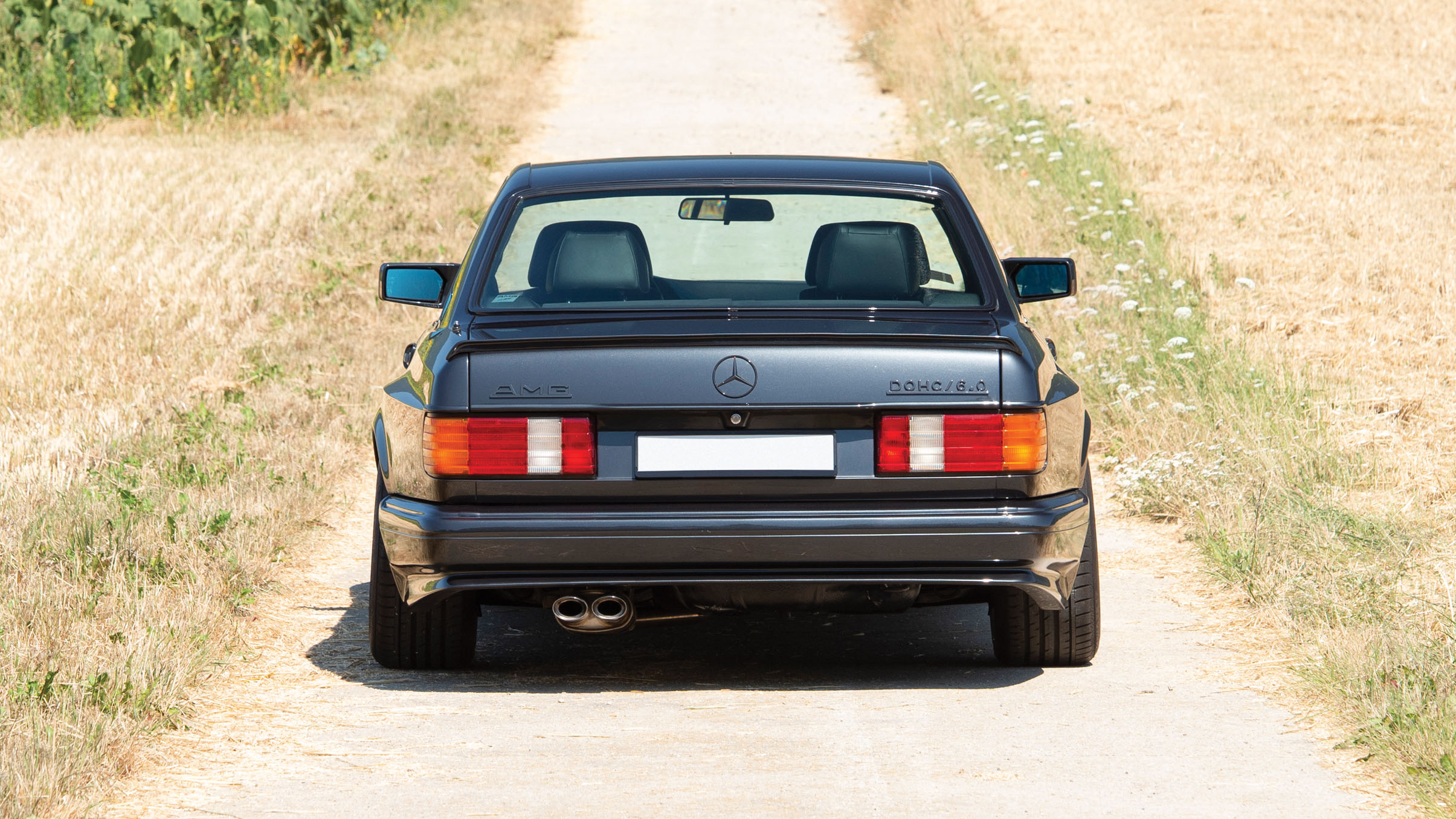 1991-mercedes-benz-560-sec-amg-6-0-wide-body-_8.jpg