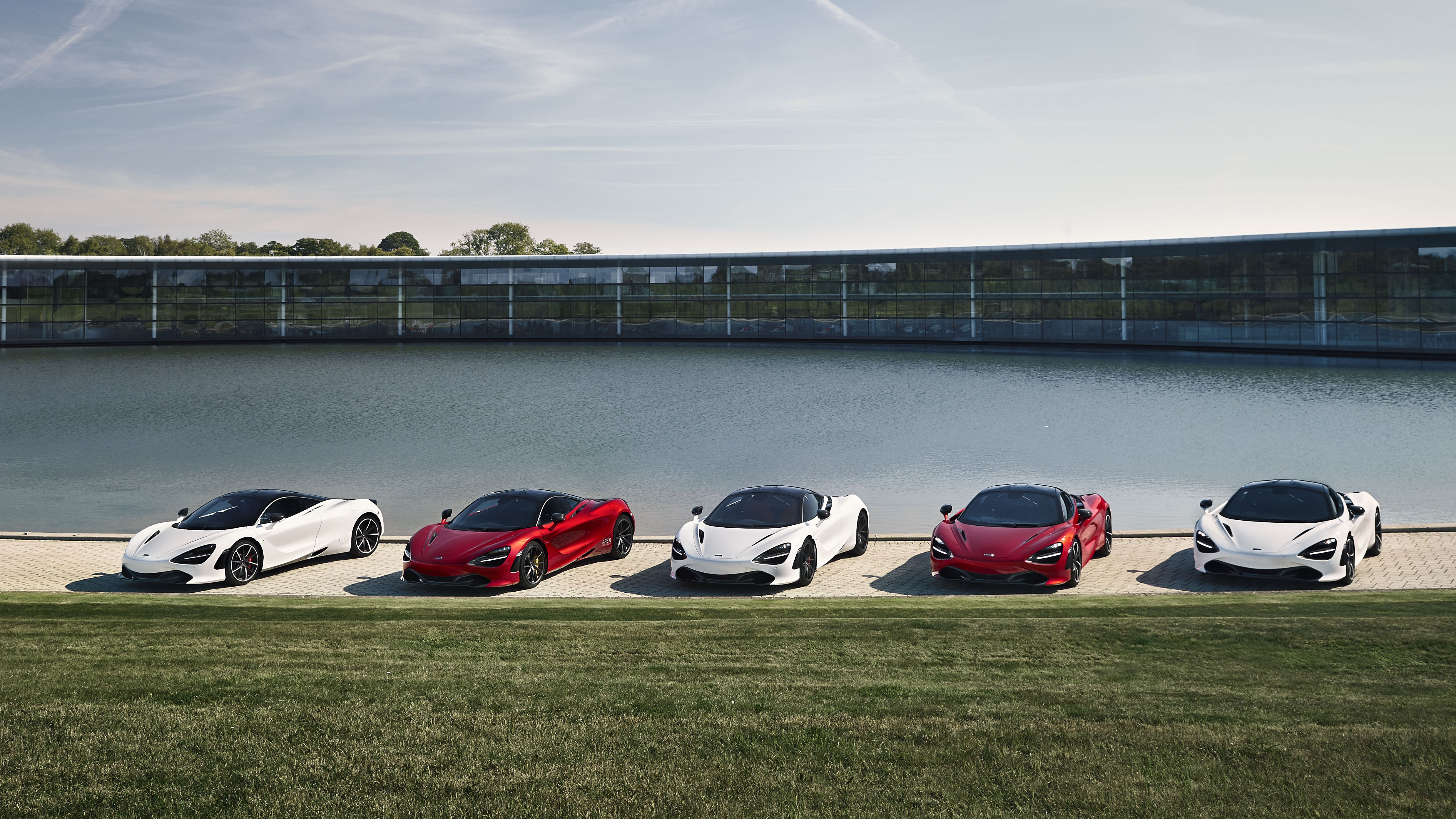 mclaren_720s-apexedition_group.a_1.jpg