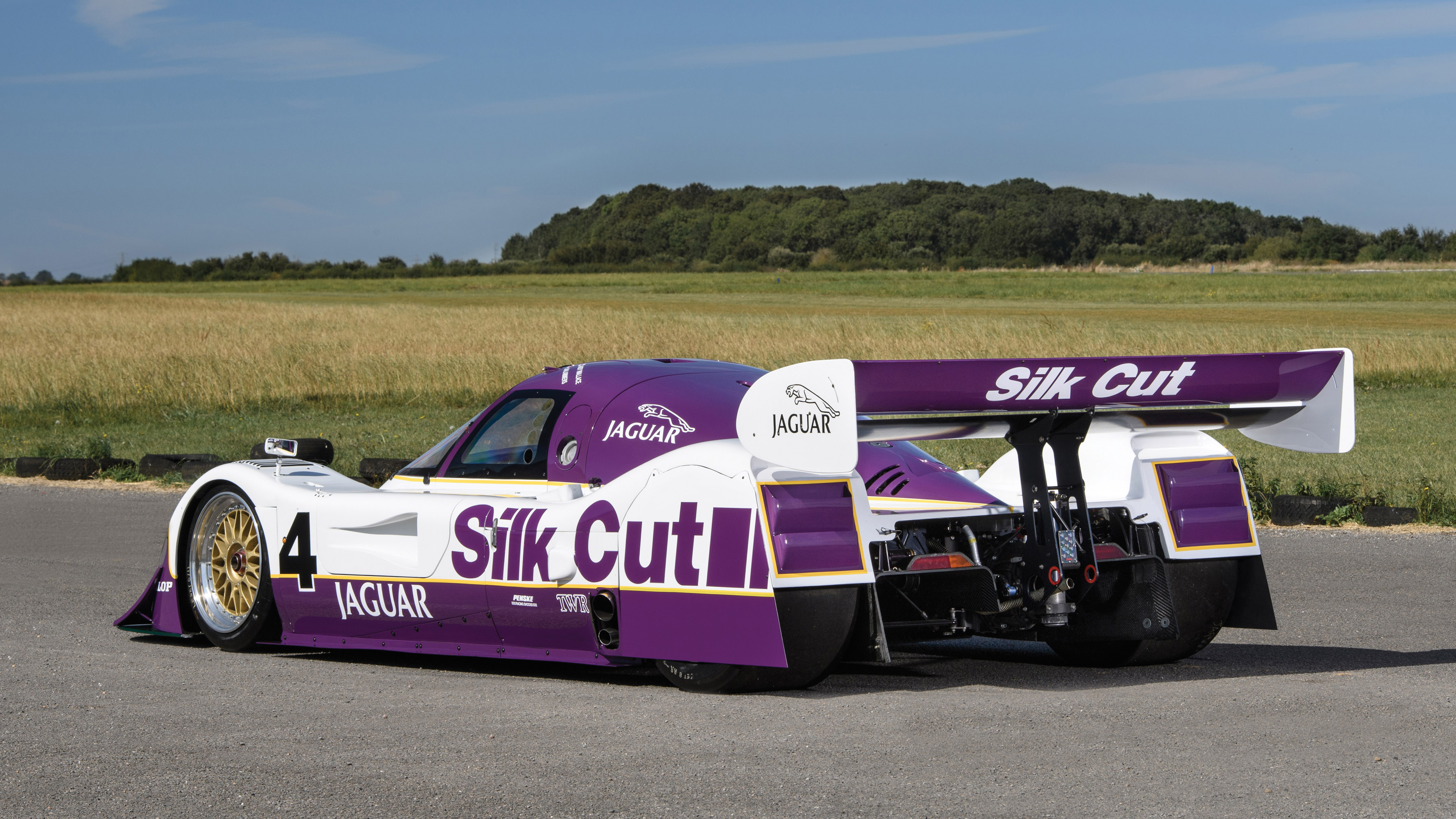 1989-jaguar-xjr-11-_1.jpg