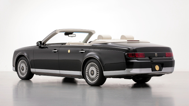 toyota-century-open-top-convertible-02.jpg