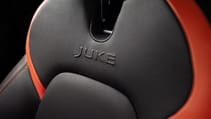 sep._3_-_6pm_cet_-_new_nissan_juke_unveil_black_static_studio_-_9.jpg