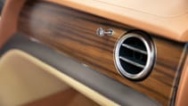 561c6614-bentley-bentayga-stetson-edition-9.jpg