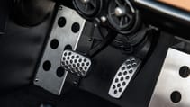 vanderhall-carmel-brake-pedal-gas-pedal.jpg