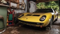 1969-lamborghini-miura-p400-s-by-bertone_38.jpg