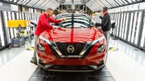 nissan_juke_production_-_final_assembly_12.jpg
