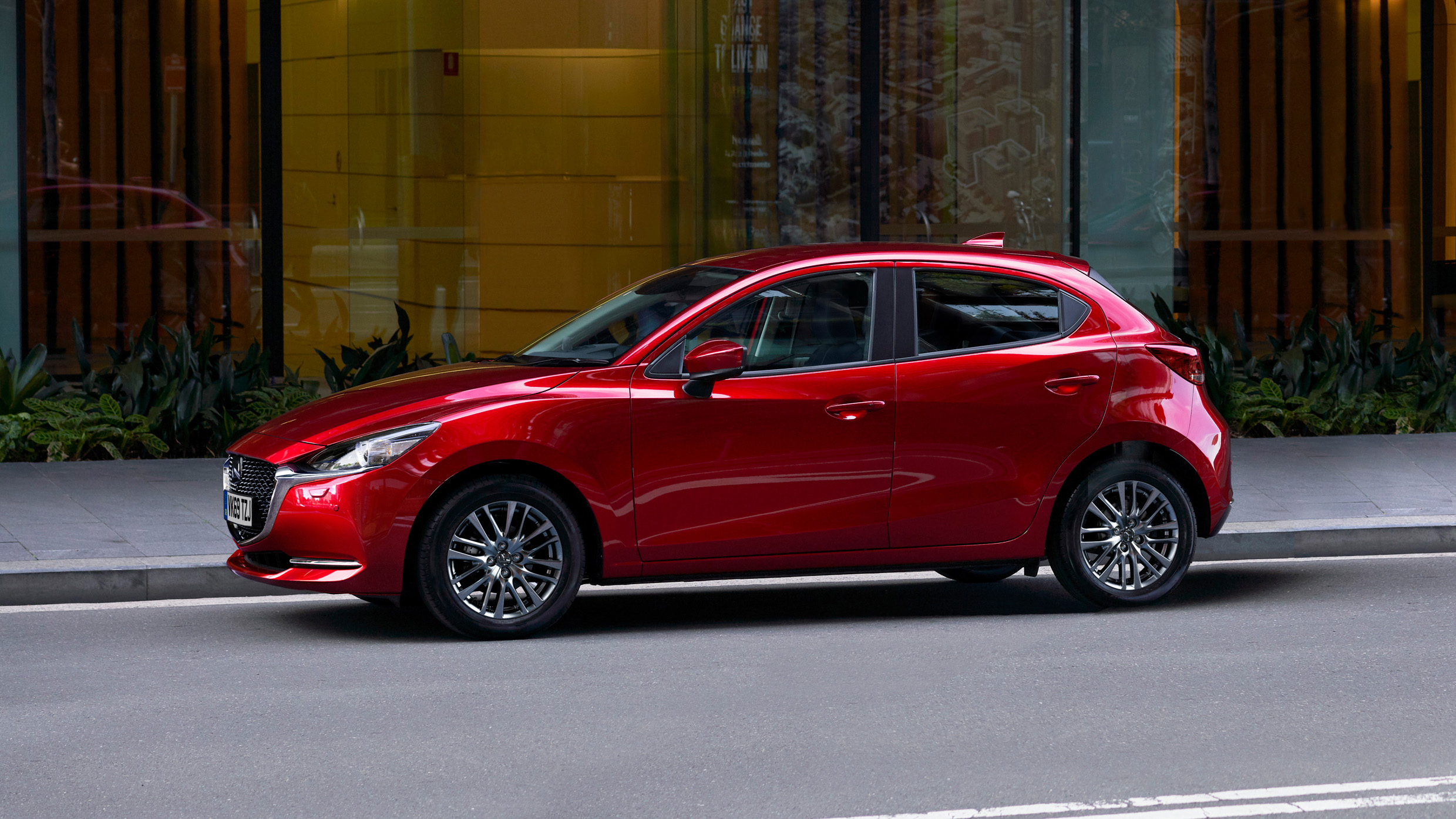 3-mazda2-69-plate.jpg