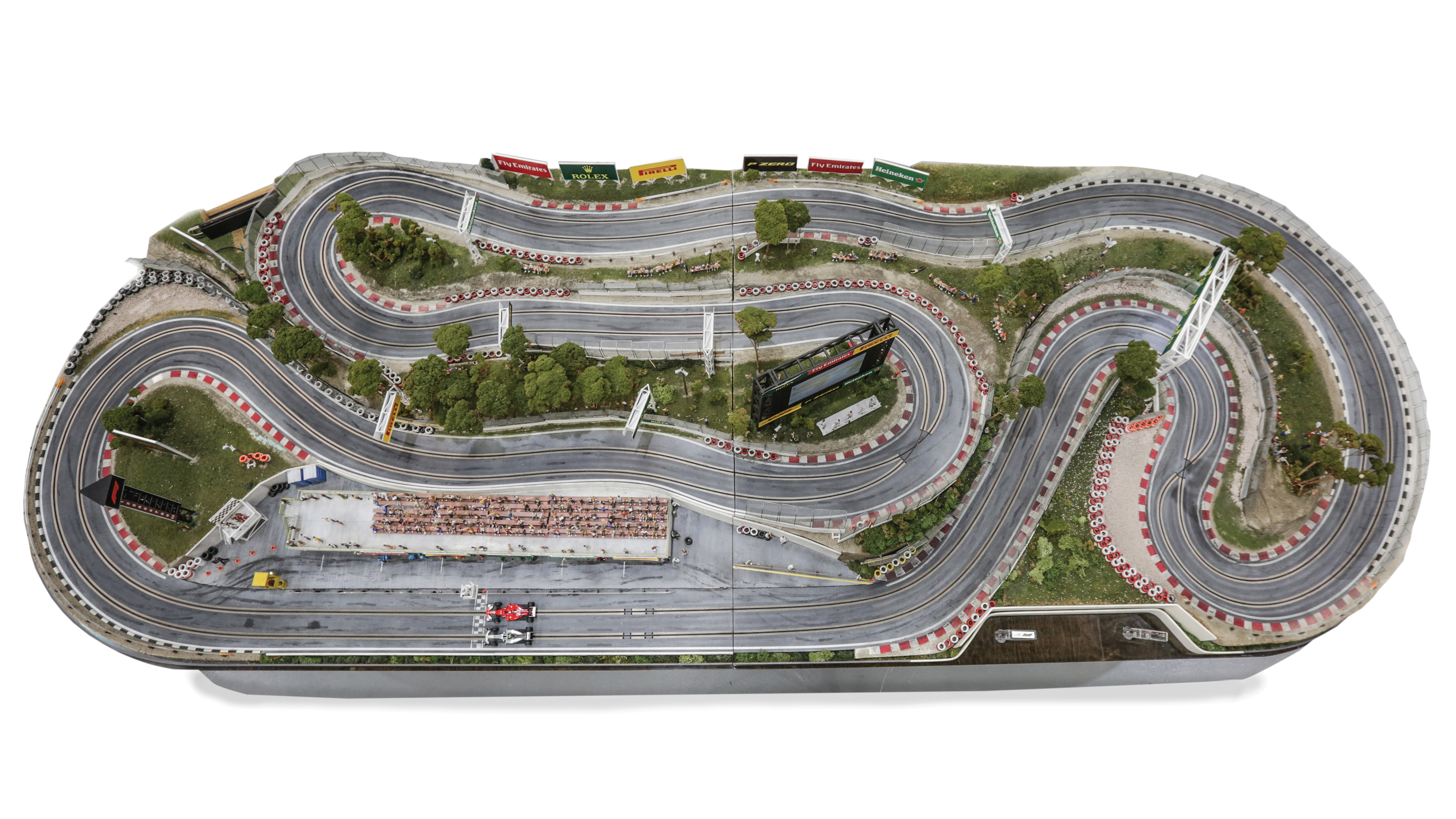 formula-1-slot-car-racetrack_45.jpg