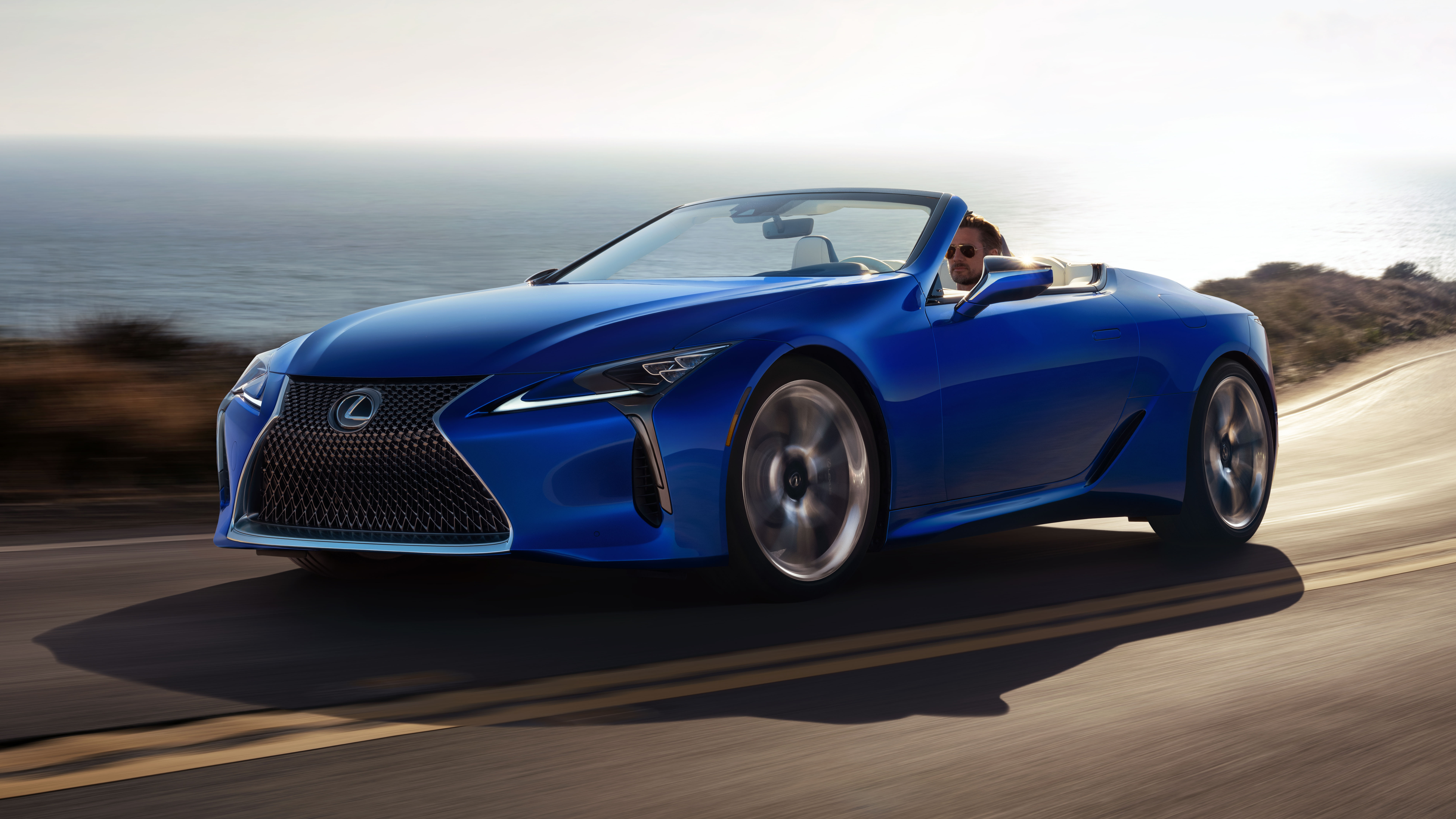 lexuslcconvertible08hires-500061.jpg