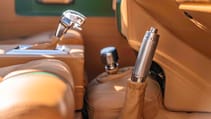 handbrake_detail_0002_background_1.jpg
