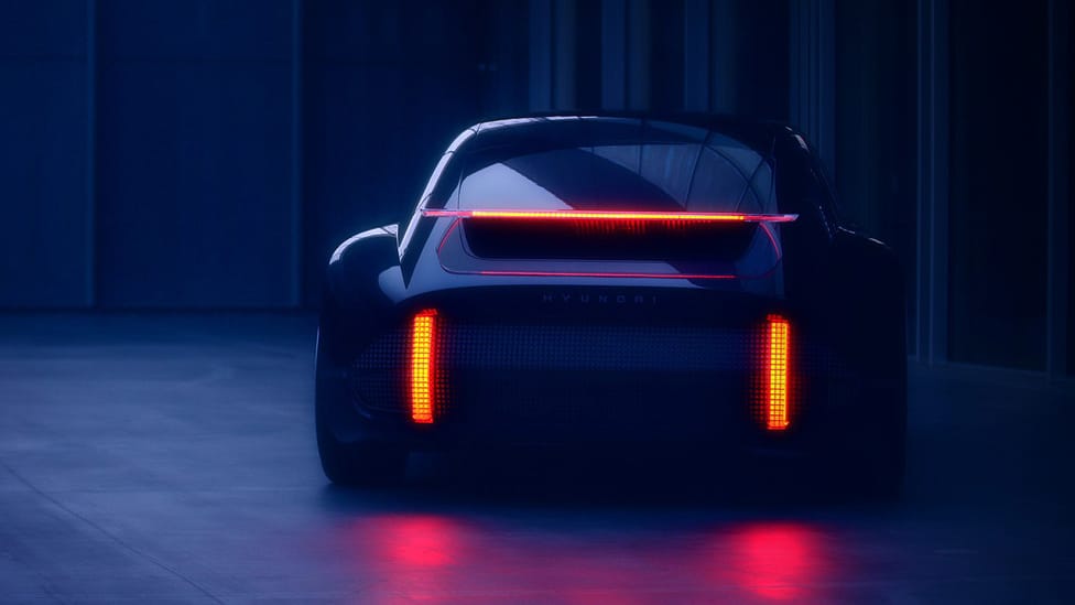 200214_hyundai_unveils_new_concept_ev.jpg