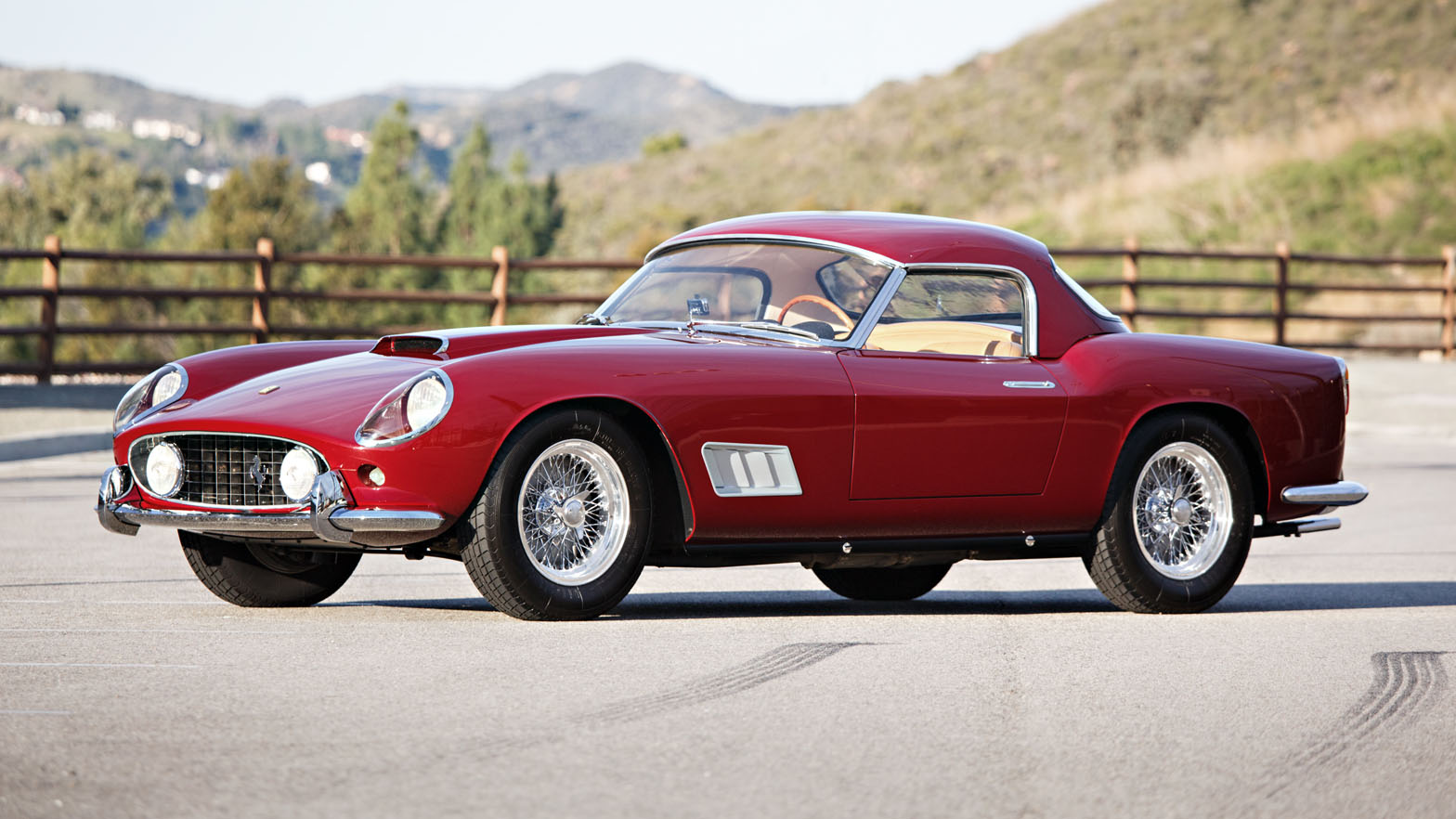 1958_ferrari_250_gt_lwb_california_spider_0065.jpg