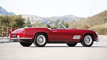 1958_ferrari_250_gt_lwb_california_spider_0114.jpg