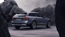 262610_the_refreshed_volvo_v90_b6_awd_cross_country_in_thunder_grey.jpg