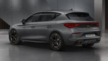 cupra_5d_phev_34_rear.jpg