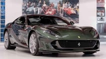 ferrari-812-superfast-2dr-auto-446445960-1.jpg