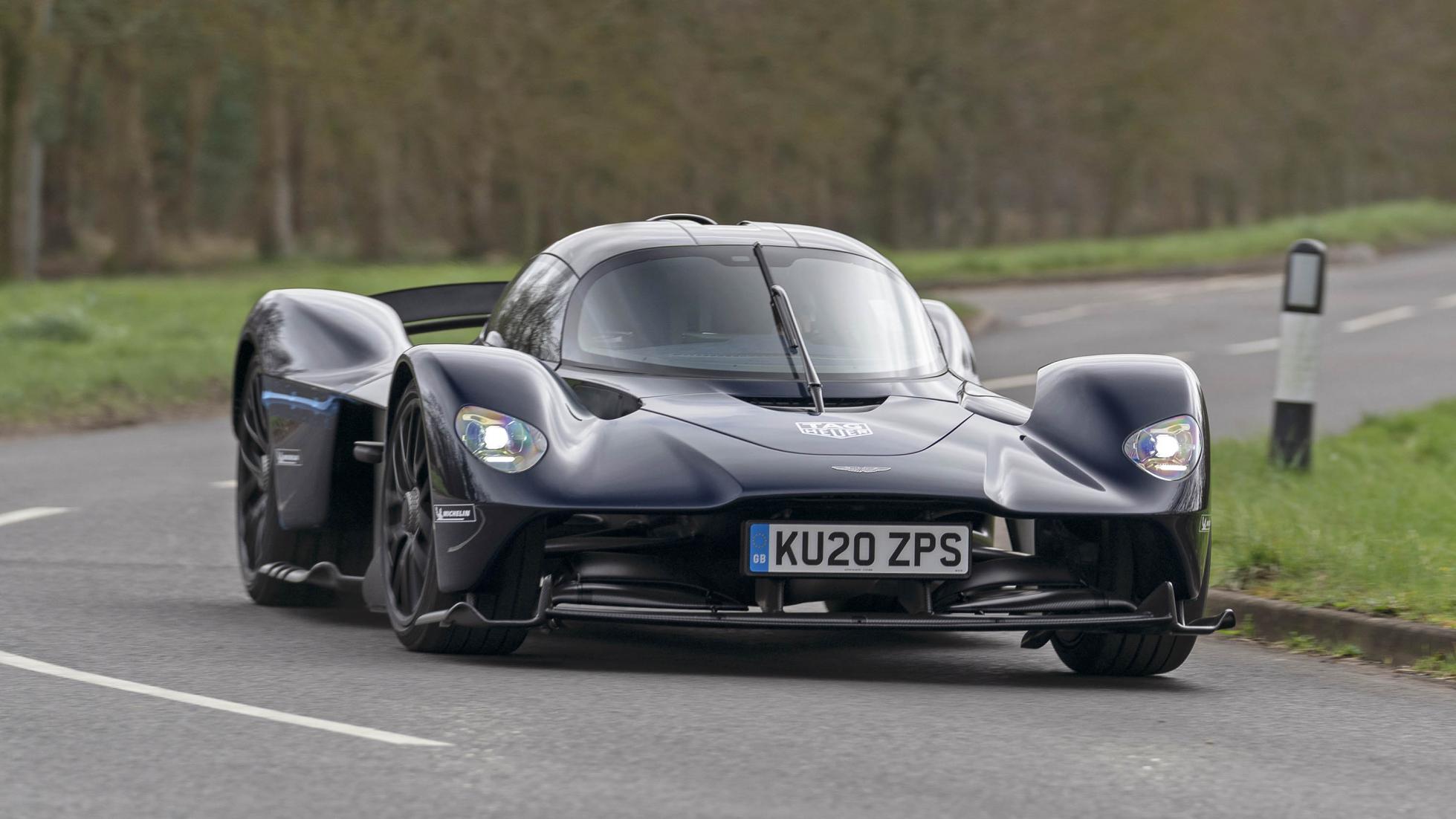 aston-martin-valkyrie-4-jpg-2.jpg