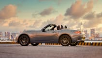 2019_mx-5_ipm3_softtop_uk_rhd_c08_ext_side-recovered.jpg