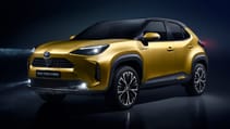 toyota_new_yaris_cross_front_left.jpg