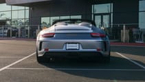 2019-porsche-911-speedster-heritage-design-_41.jpg