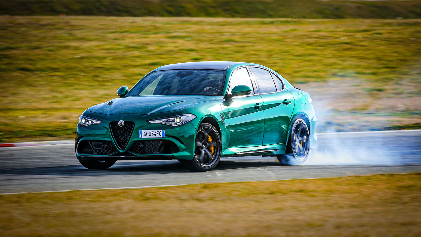 giulia_stelvio_quadrifoglio_my20_1.jpeg