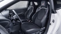yaris_gr_006.jpg