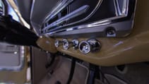 icon_ford_70_reformer_dash_swtch_dtl_alt_img_9714.jpg