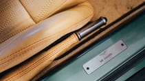 bell_sport_classic_aston_martin_zagato-25.jpg