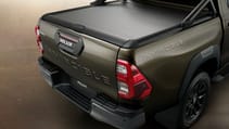 hilux-detail-roll-desk-4a-closed.jpg