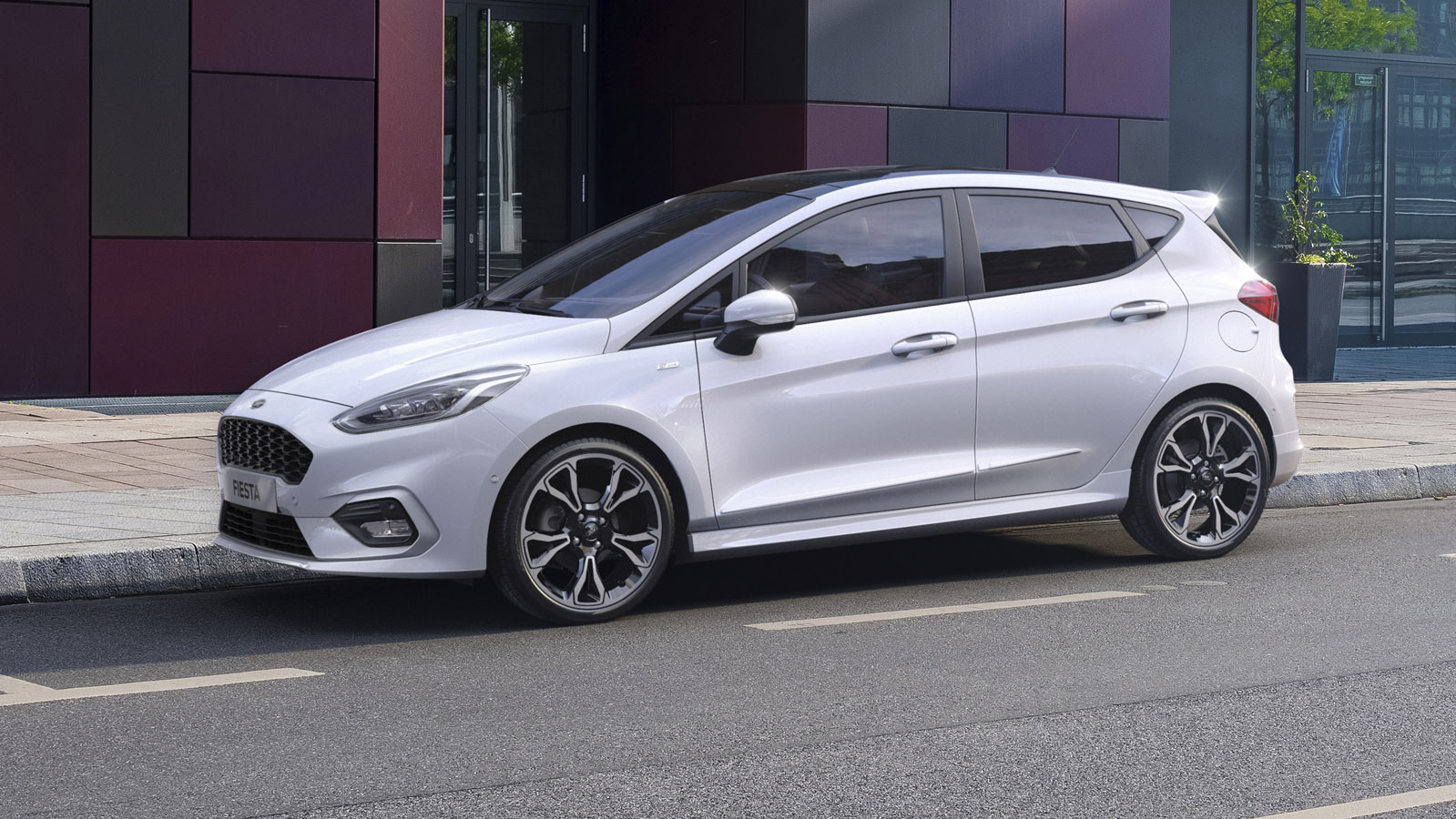 ford_fiesta_2020_03.jpg