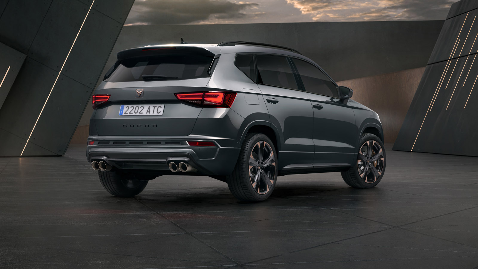 cupra_ateca_3-4_rearh.jpg