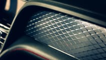 new_bentayga_-_alpine_green_-_17.jpg