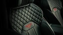 new_bentayga_-_alpine_green_-_19.jpg
