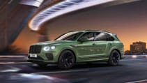 new_bentayga_-_alpine_green_-_3.jpg