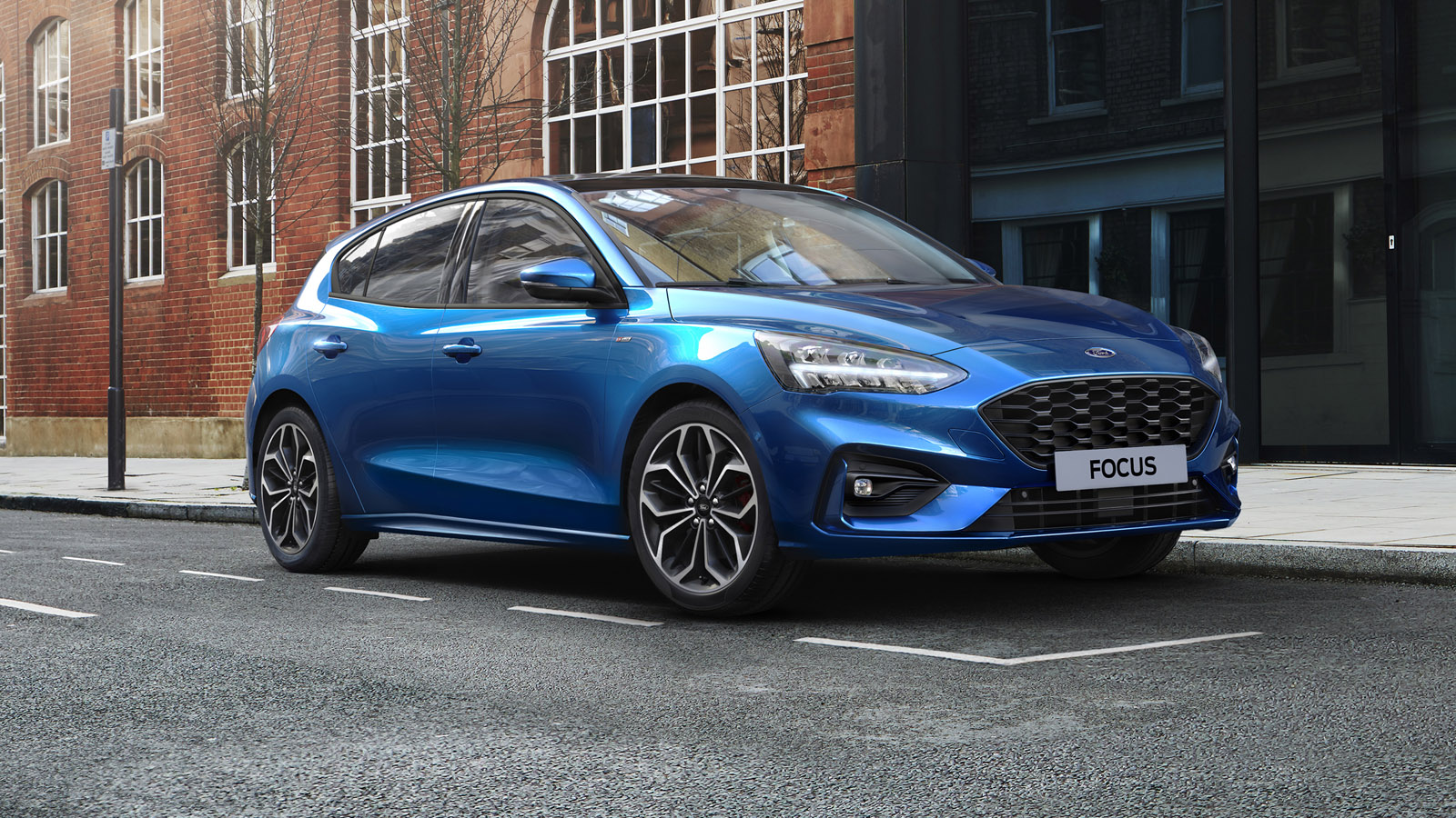 ford_focus_2020_01.jpg