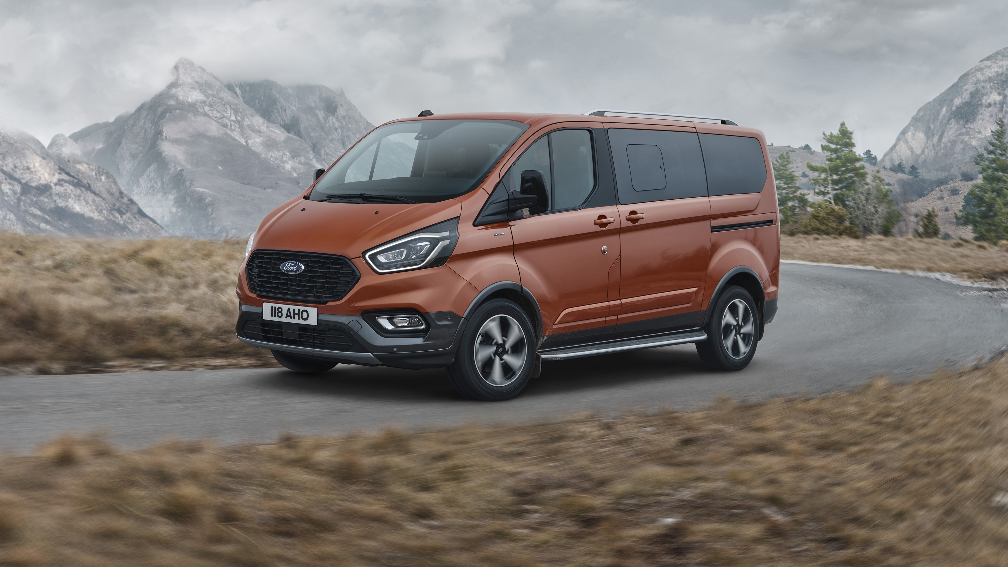 ford_2020_tourneo_custom_active-03.jpg