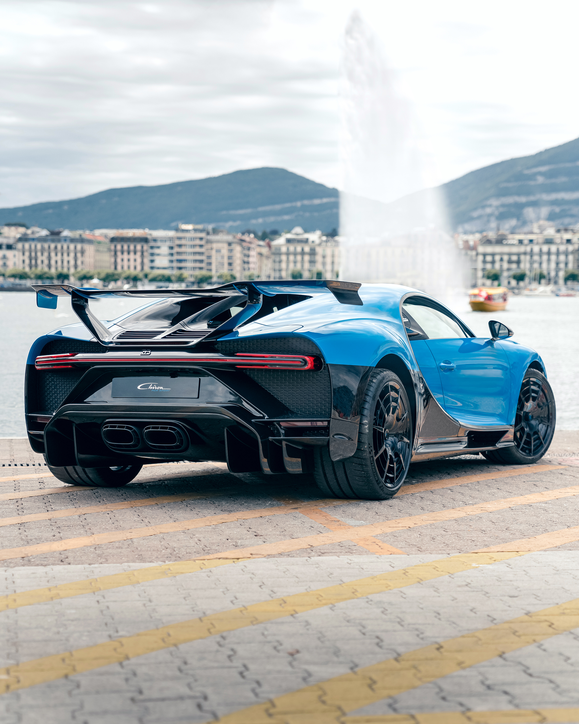 bugatti-chiron-pur-sport-geneva-2.jpg