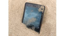 explore_r_outdoor_phone_7.jpg
