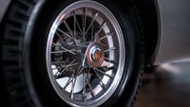 aston_martin_db5_junior_7.jpg