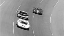 1966chaparral2dfordgtmkiiferrari365p2fiadaytonaneg146920-474.jpg