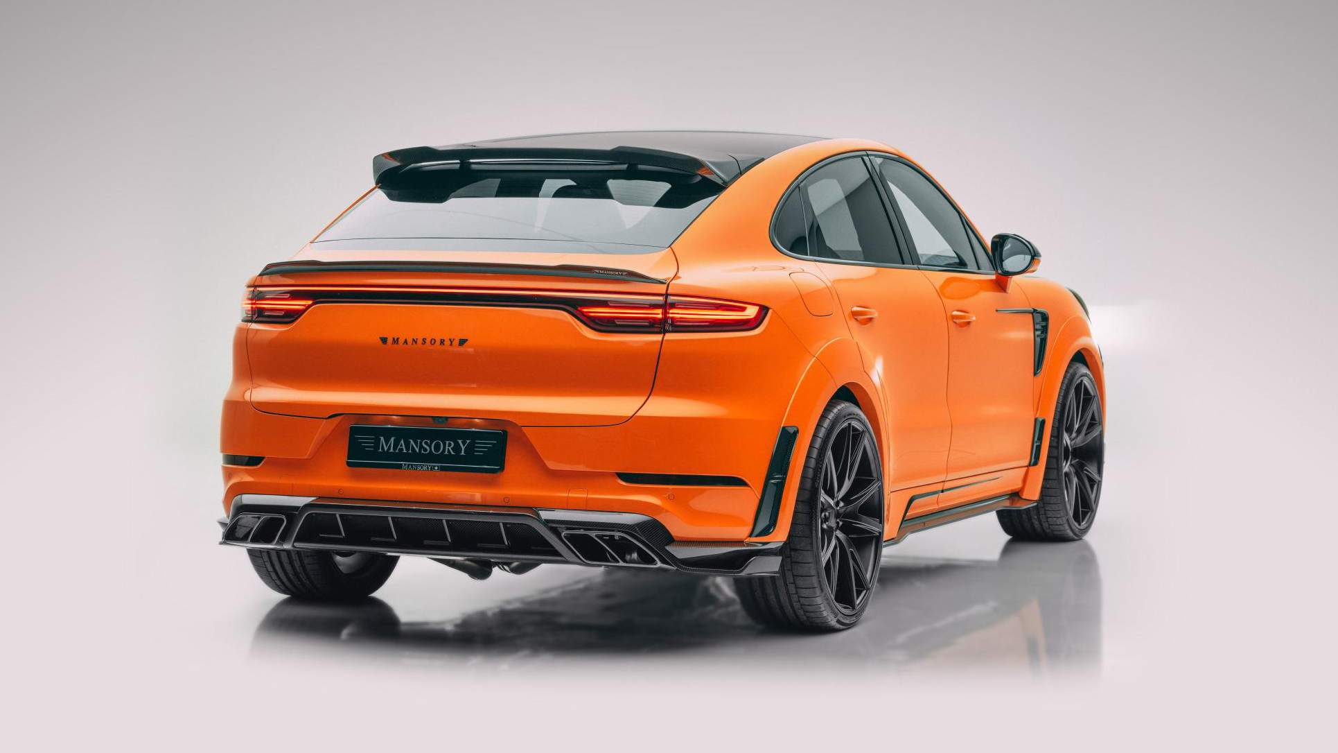 mansory_porsche_cayenne_coupe_02.jpg