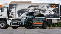 p90404993_highres_mini-cooper-s-countr.jpg